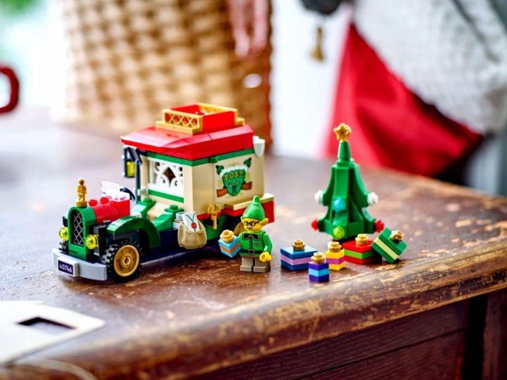 LEGO(Р.) ICONIC 40746 Вантажівка святого миколая — фото 5