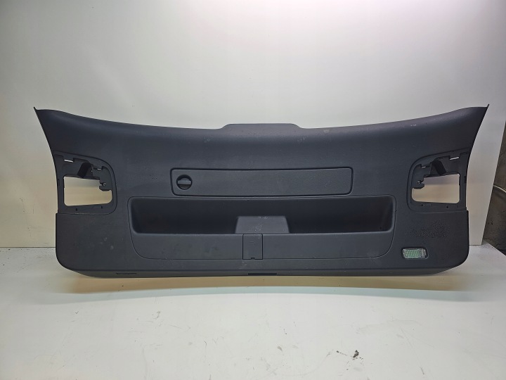 Habillage revêtement panneau intérieur porte du capot Arrière AUDI A6 C7 AVANT 4G9867979N