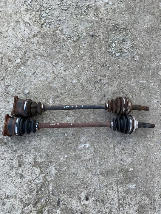 semi-axis right rear part TOYOTA RAV4 II 2.0D4D