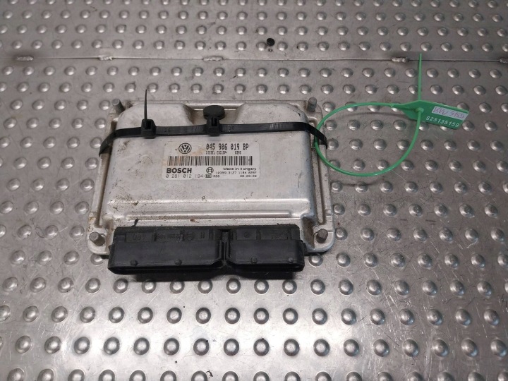 Computer Bedienteil DES MOTORS 045906019BP 0281012194 VW POLO IV 9N 1.4 TDI