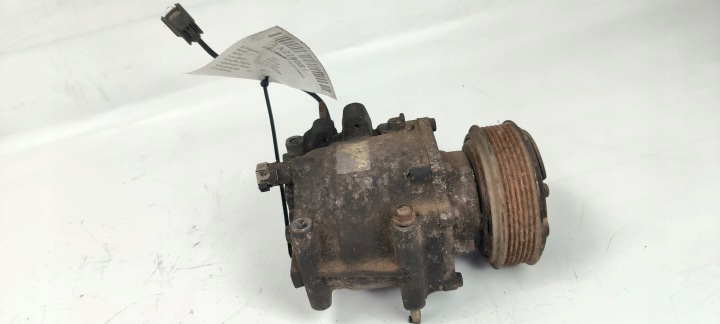 compressor of the air conditioning HONDA PRELUDE