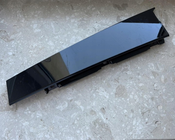 KIA SPORTAGE V 5 21R- moulding door right rear part 83260-R6000