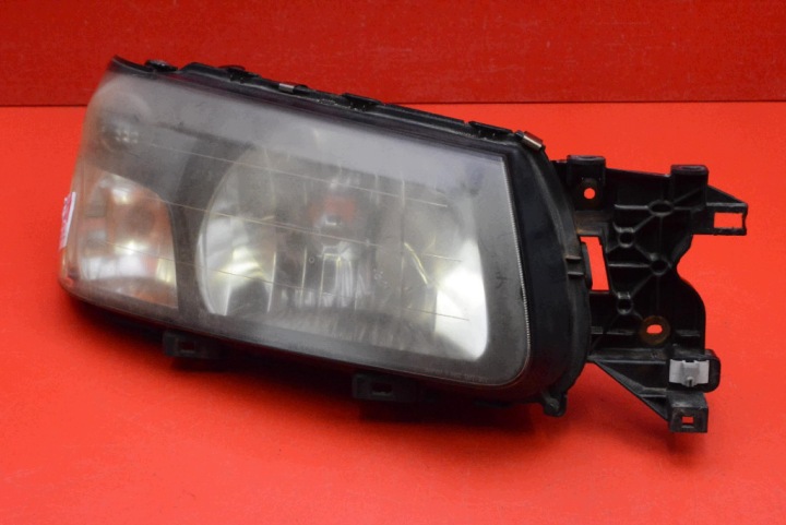 REFLEKTOR Droite Feux phare Avant EU SUBARU FORESTER 2 II SG 02-05