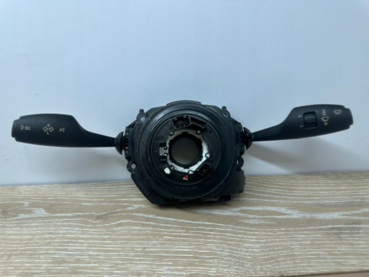 ovladanie páčky pod volant a ovládání BMW F30 F32 F36 9351140