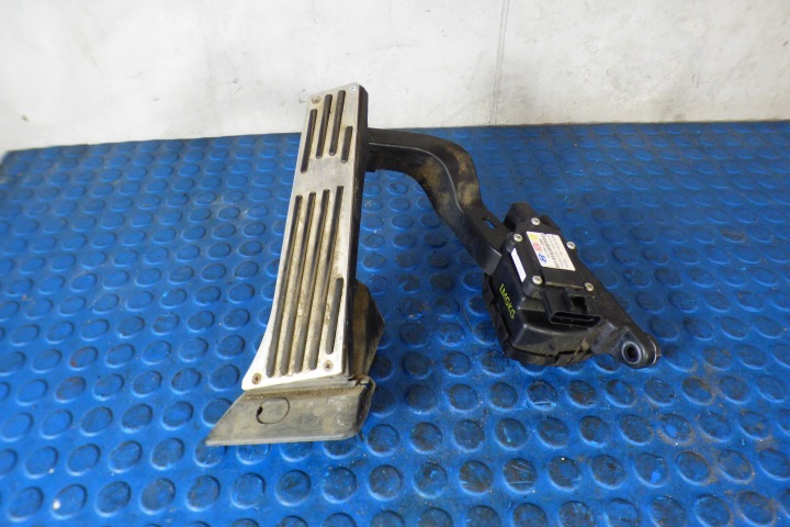 pedala gasa 32700-2S000 1720A-2S000 europa stbdb KIA SPORTAGE III 1.7 CRDI