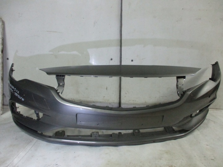 nárazník předek přední Opel Astra 5 VK 4xPDC 39052730