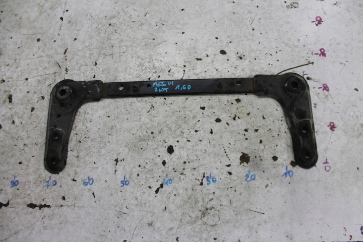 TRAVERSA INFERIORE SUPPORTO RADIATORE 544640003R RENAULT MEGANE III 1.6 DCI 13-16