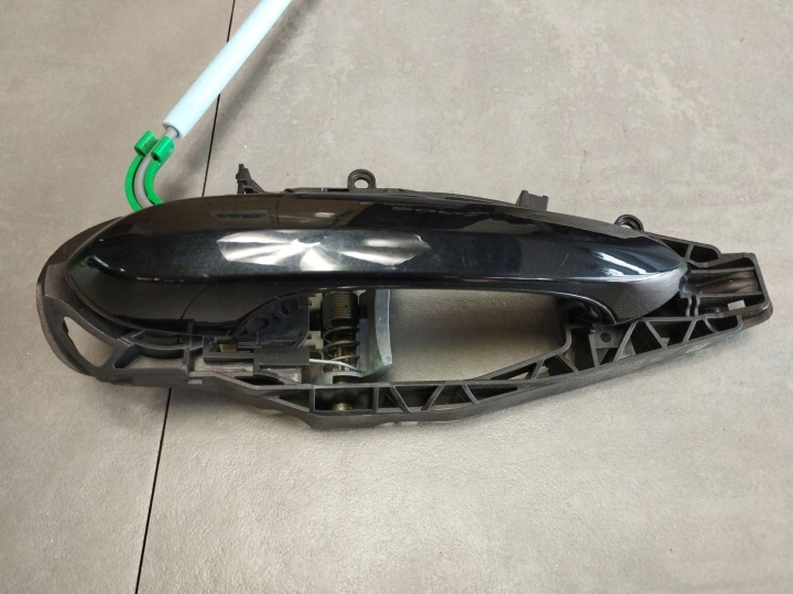 BMW X4M F98 2020 handle left rear part exterior 9881773