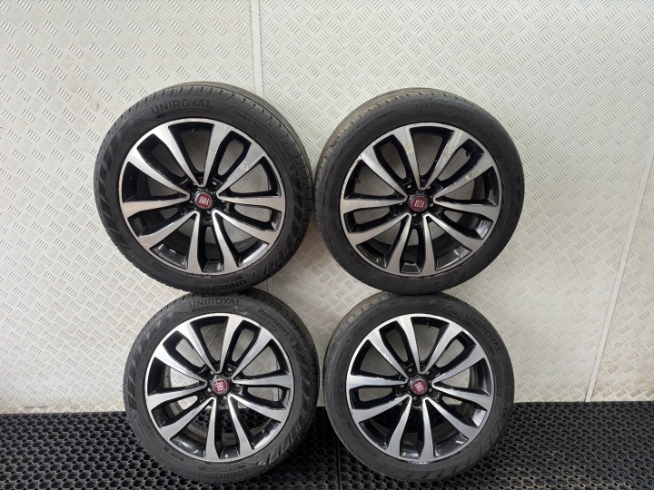 FIAT TIPO II Jantes roues Roues 17'' 225/45R17 91Y 5x98 UNIROYAL LATO 2024r.