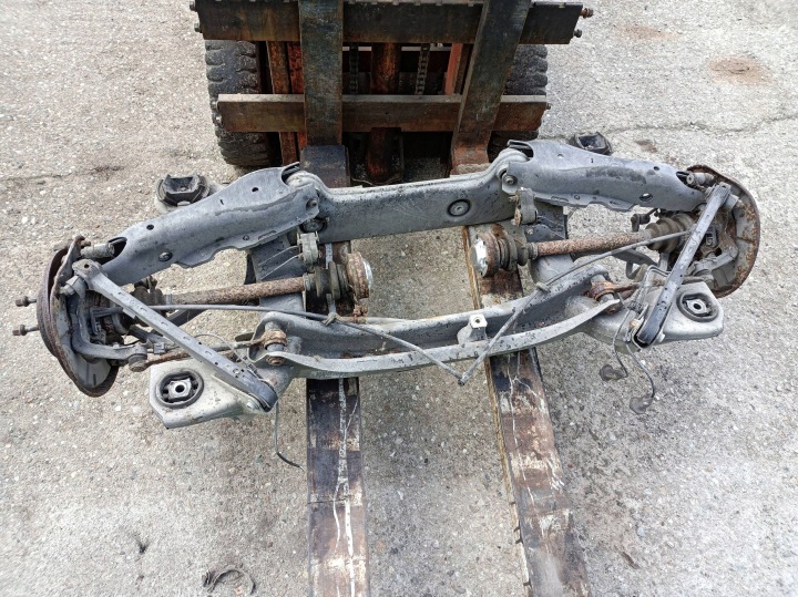 Pont essieu Arrière Suspension Arrière Mercedes-Benz S W220 2203501100