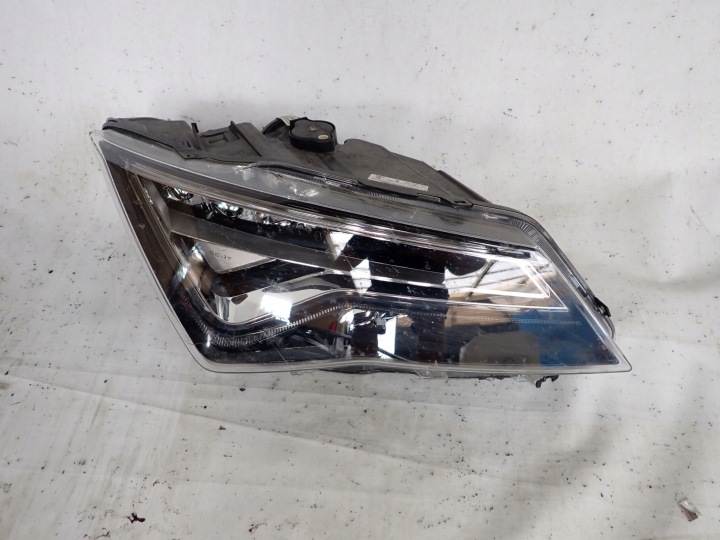 SEAT ATECA 16- light right front front FULL LED 576941008
