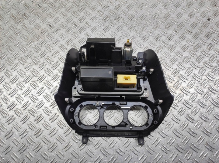 Mitsubishi Lancer VIII lichter frame 8010A188ZZ 8