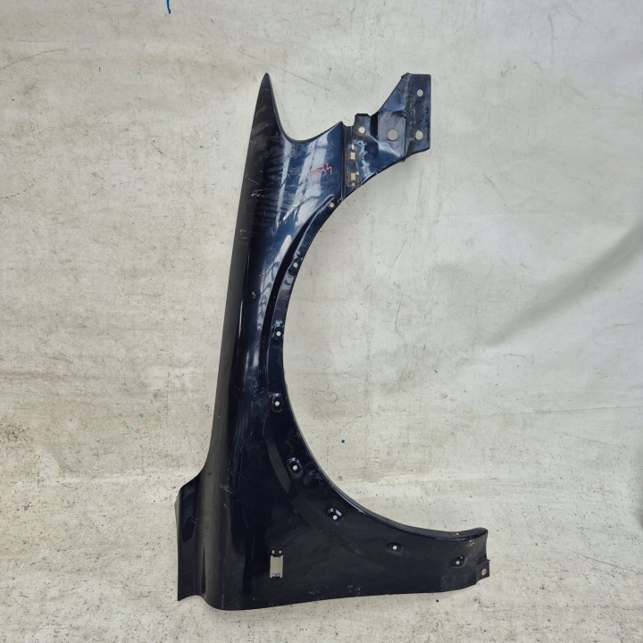 VOLVO XC70 and 00- fender front front right