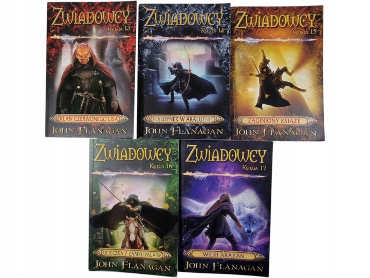 Zdjęcie egzemplarza: Zwiadowcy Tomy 13-17 / John Flanagan zestaw książek