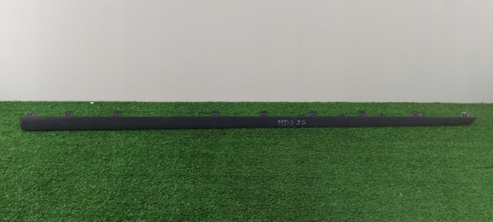 MERCEDES S-KLASA 222 AMG left moulding threshold front