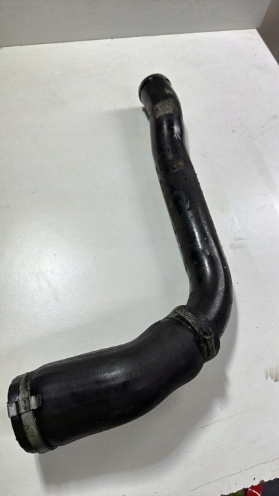 pipe wiring of the intercooler JAGUAR XF X250 - CX236F073ED 224dt