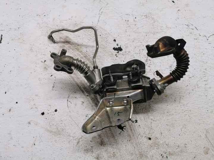 radiator of the gas EGR NISSAN QASHQAI II 1.6 Dig-T
