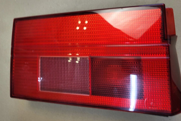Licht für die Heckklappe links hinten SEAT TOLEDO und 1L 1L0945093E OE EUROPA komplett