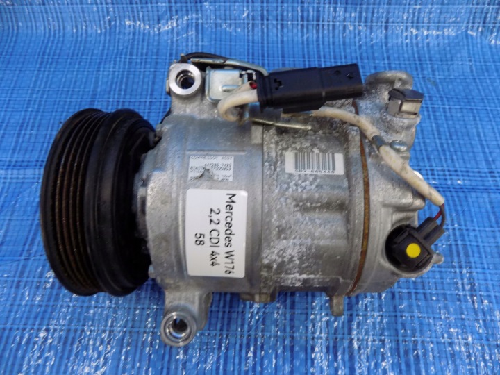 compressor of the air conditioning MERCEDES W176 2,2 CDI 15R