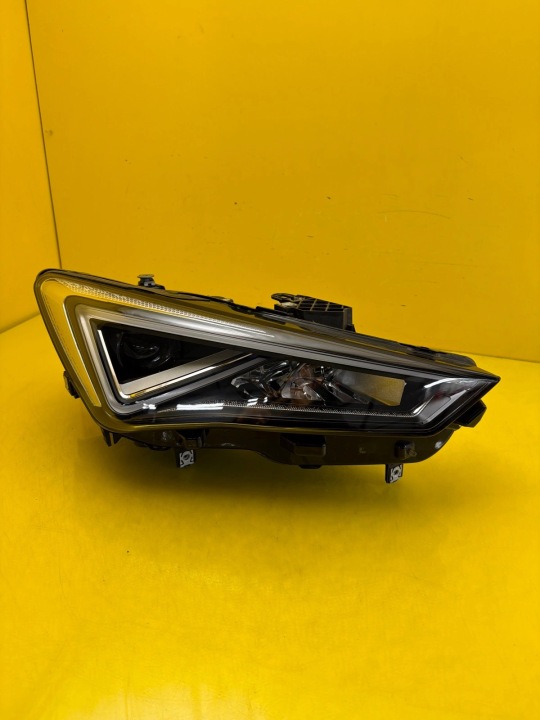 feu droit Seat Leon IV Tarraco Formentor 2020- Full Led 5FB941008J