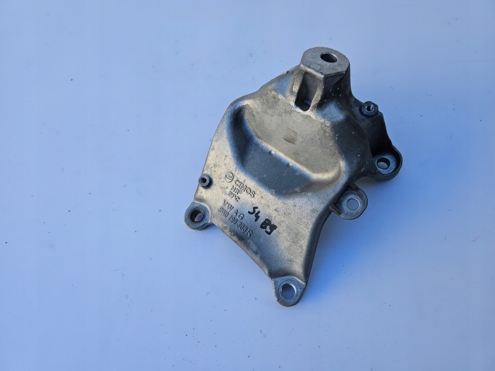 holder holder of the engine right right AUDI S4 B9 3.0T 3.0 TFSI