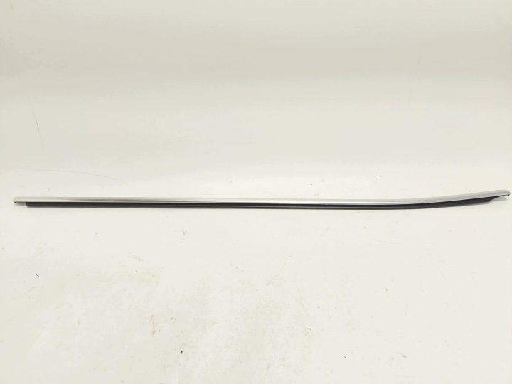Skoda Elroq 5LJ iV85 , SUV 5D moulding windows door front left 5LA837477K