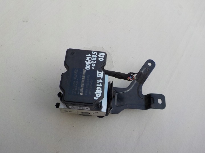 pumpa abs kia rio III 58920-1W500