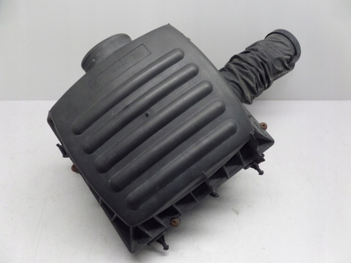 cover of a filter, air OPEL OMEGA B FL 99-03 2.6 3.0 V6 09202572