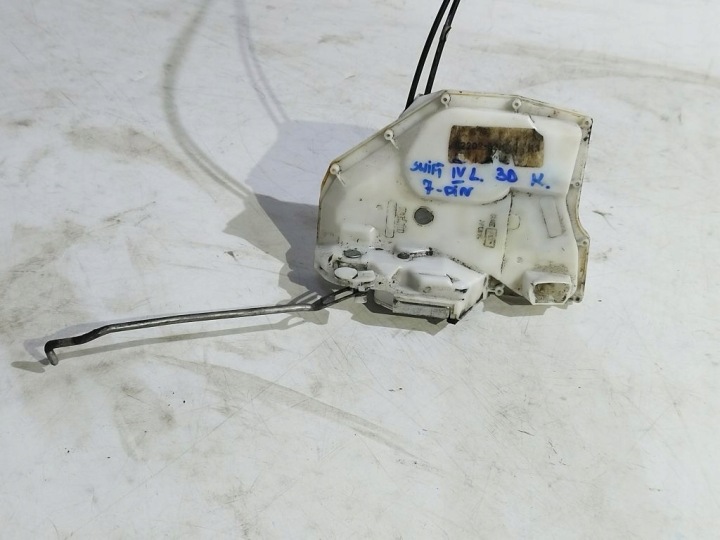 Suzuki Swift IV 4 3D de la Serrure Gauche 7 PIN