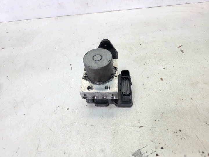 Pompa Centralina ABS ESP AUDI A4 B9 A5 8W 8W0907379K 8W0907379J 8W0614517N
