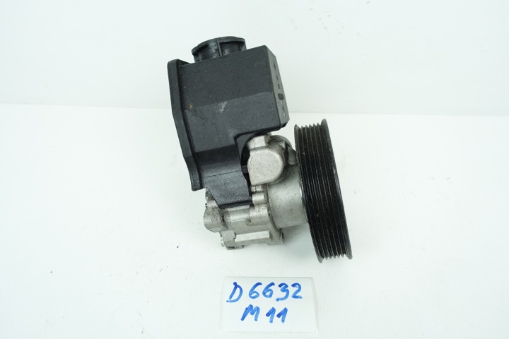 Pompe direction assistée MERCEDES VITO W638 0024664801