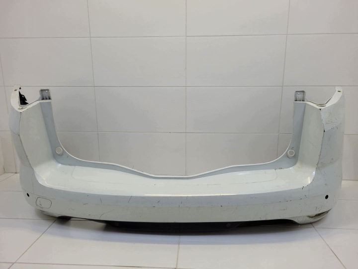 nárazník zadní Renault Megane 4 2018
