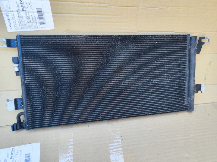 8W0816411L Radiateur climatisation audi a5 8w 8W0816411