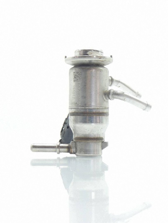 injecteur injection ADBLUE MERCEDES S W222 3.0 CDI A0004904100