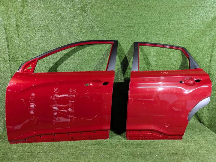 dveře přední levé levý předek HYUNDAI KONA a 17- NR.4250
