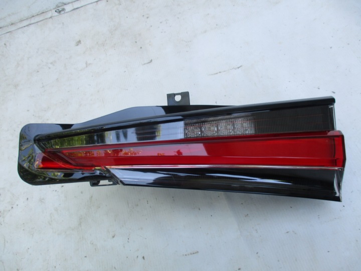 FANALE FARO Destra posteriore posteriore Lexus NX 300 lift LED 19r