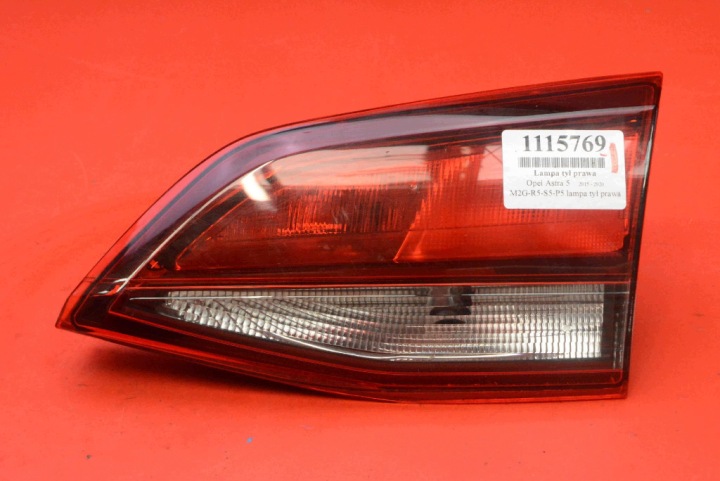 Licht rechts heck hinten 39077379 OPEL ASTRA 5 V K KOMBI 15-20