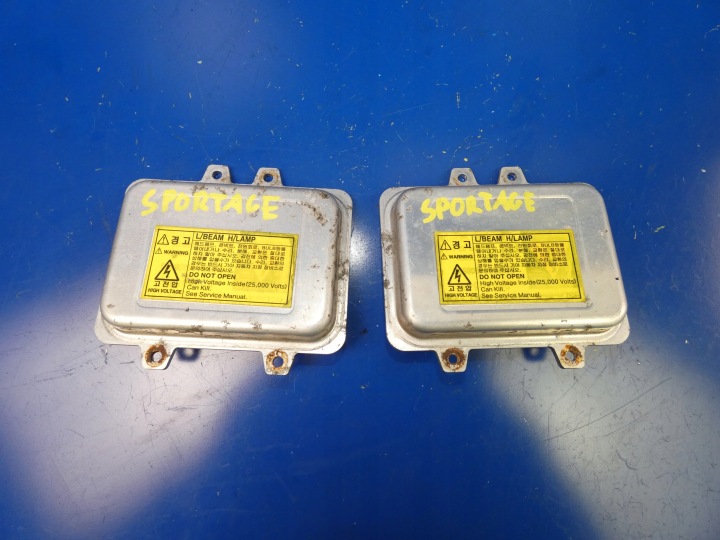 SPORTAGE III control unit lights left front