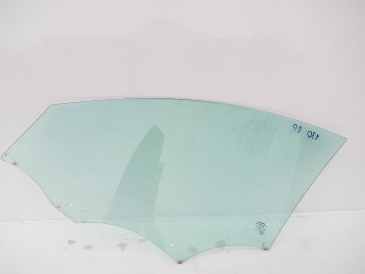 window side right front (2013R.)VOLVO V60 and S60 II DOT57M53AS2 (2013-1018)