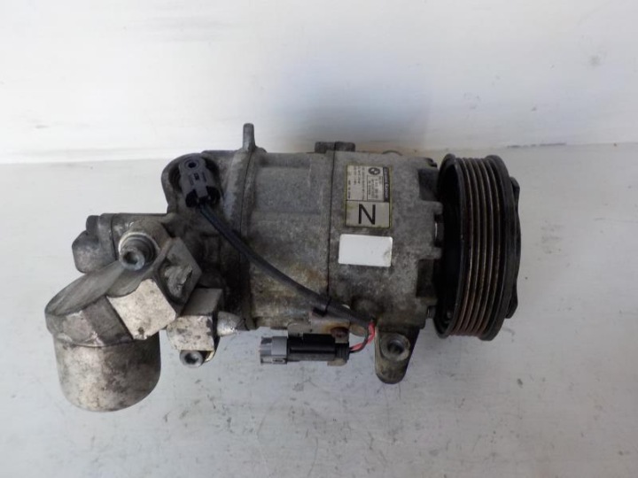 BMW 3 E90 1.8 B Compresseur Climatisateur air conditionné 6915380-08