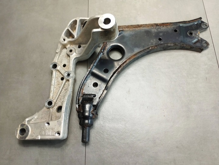 VW GOLF V arm console right 1K0199296E