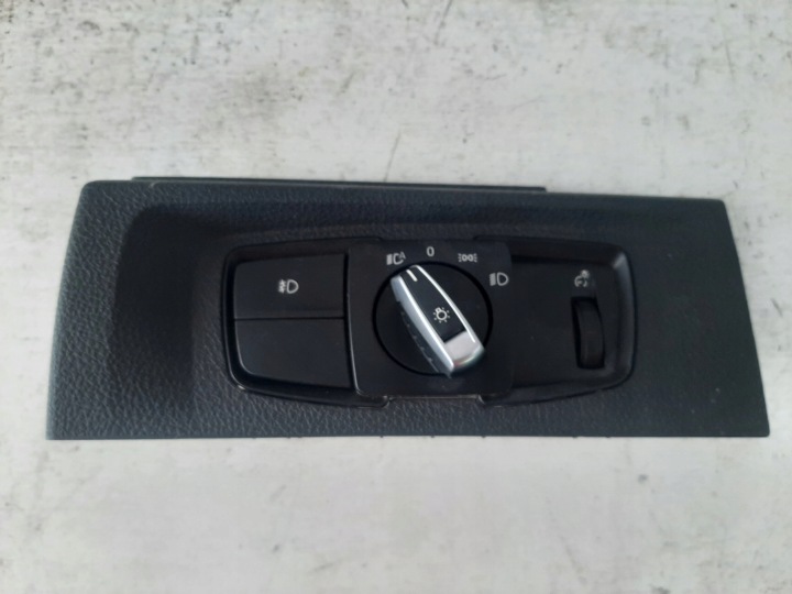 BMW X5 F15 X6 F16 vypínač přepínač světel originál 9865811