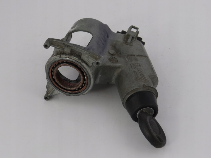 Gyujtás VW 357905851 VW