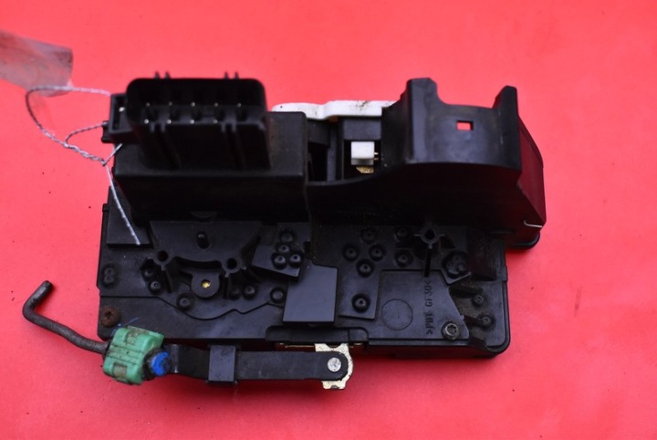 de la Serrure Portière Gauche Arrière Arrière YW4A-5426413-AF MAZDA TRIBUTE 1 et 00-04