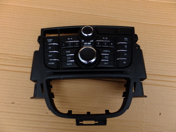 panel regulation radia opel astra J IV 13346049
