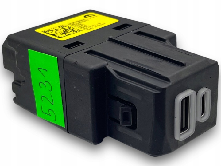 JEEP COMPASS LIFT Adaptateur ZLACZE USB 68381663AA @M