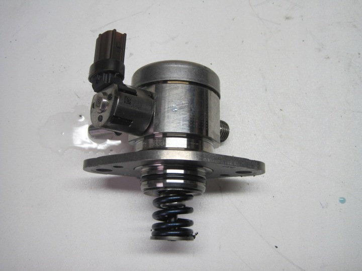 Pompe alimentation carburant NISSAN QASHQAI III 1,5V-CI 0261520764