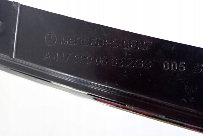 Mercedes VITO 447 W447 14- grilli attrapa A4478800082 7