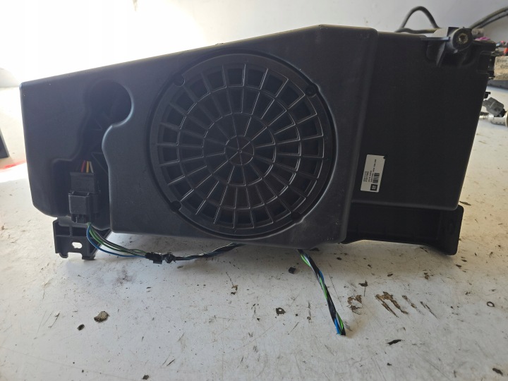OPEL ZAFIRA C LIFT subwoofer SUBWOOFER INFINITY original 23311172