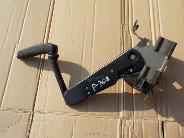Schaltgestänge elektrische Parkbremse Hand peugeot 308 und T7 2008r 96810052ZR